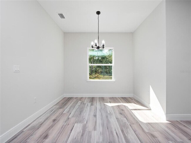 Building Photo - 560 Marion Oaks Golf Way