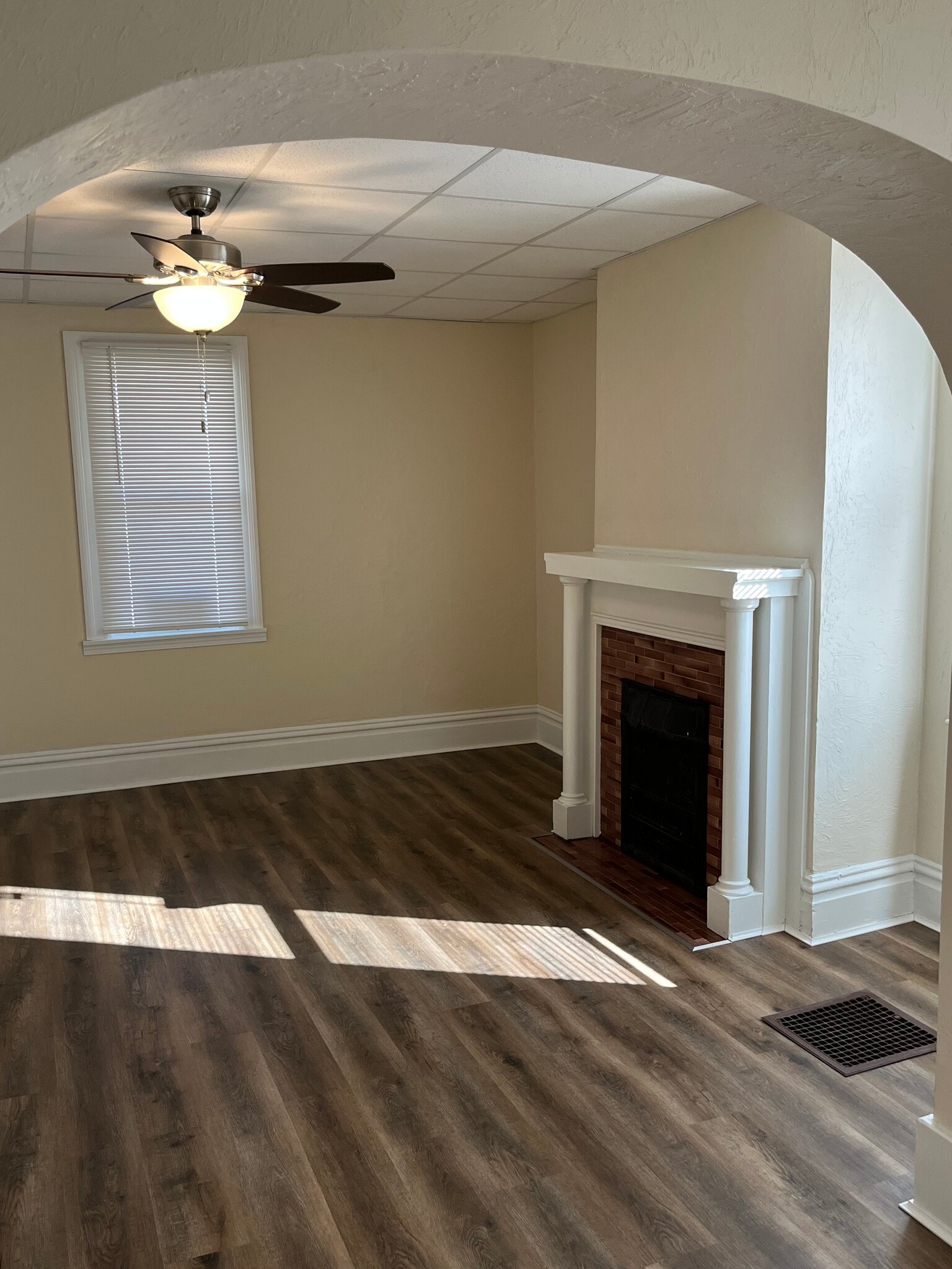 Livingroom - 48 depot st