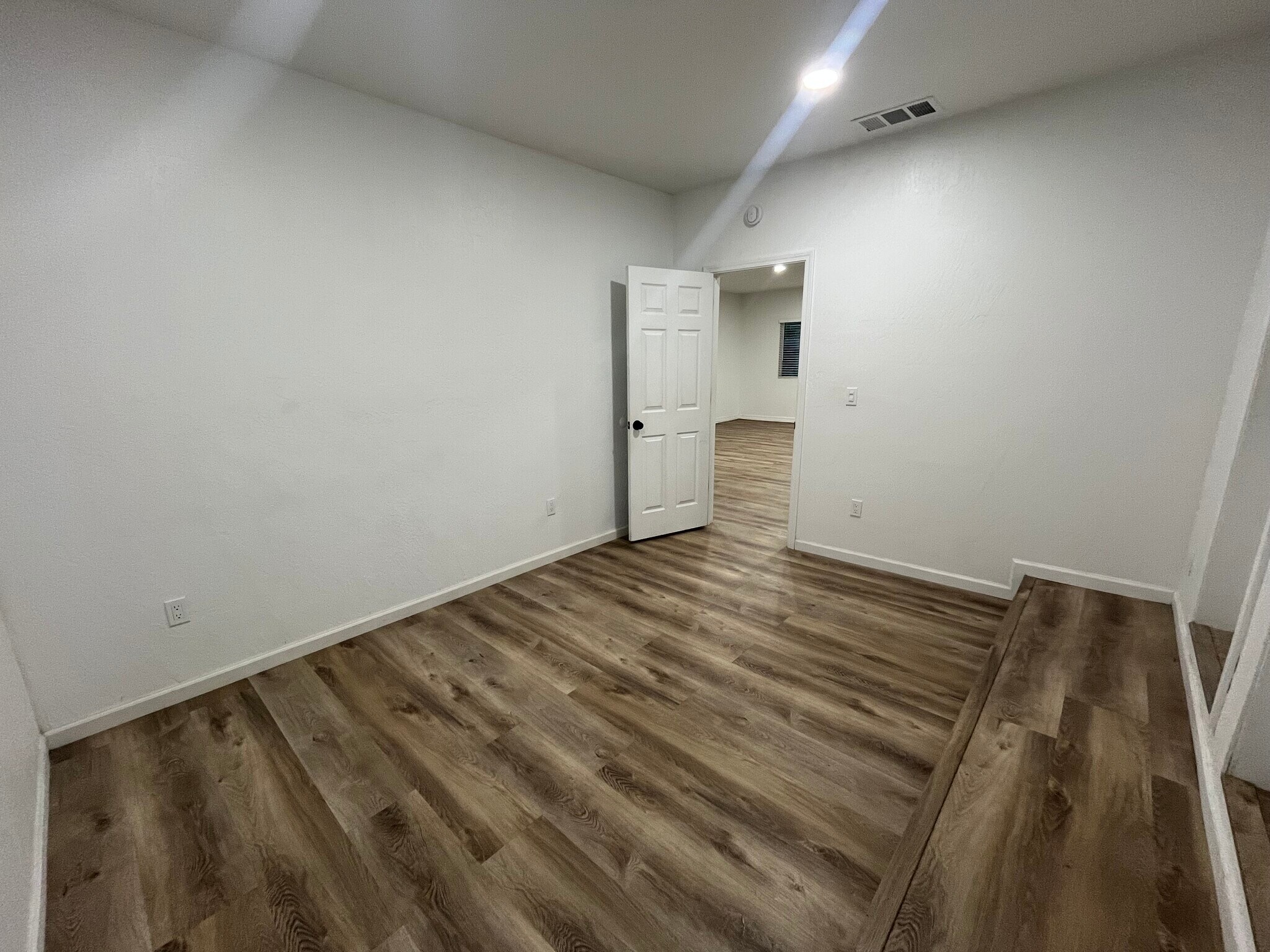 Building Photo - 4625 Quashnick Rd