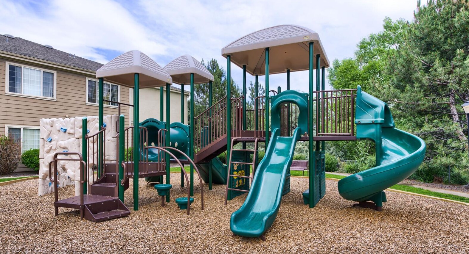 Building Photo - 3505 S Nelson Cir