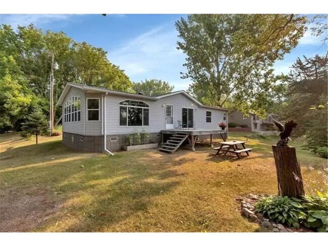 Building Photo - 20361 Rolling Acres Dr