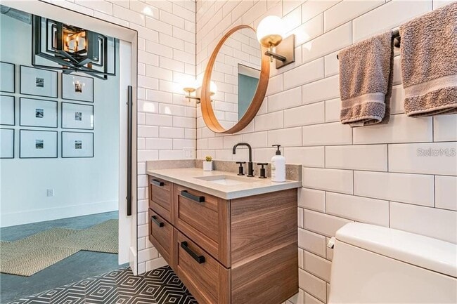 Building Photo - 101 S 12th St