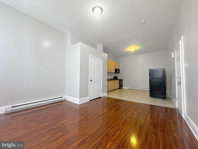 Building Photo - 1812 McCulloh St