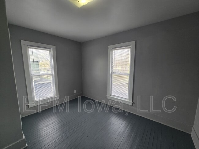 Building Photo - 216 Courtland St