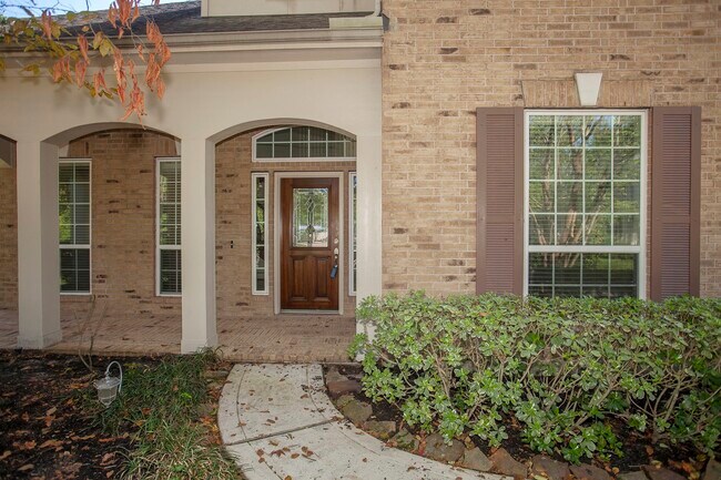 Building Photo - 62 S Longsford Cir