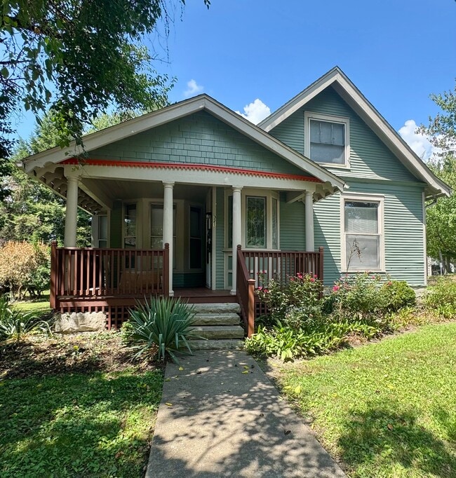 Building Photo - 321 N Indiana Ave