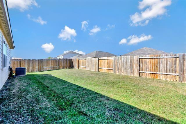 Building Photo - 6320 White Jade Dr