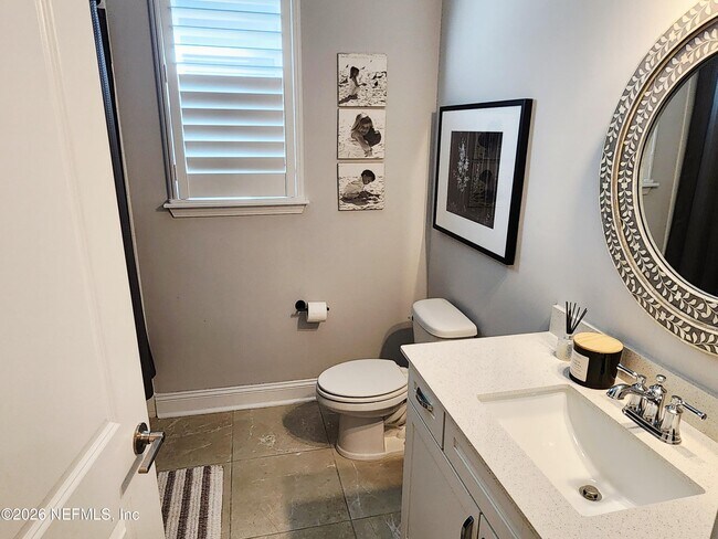 Building Photo - 34 Cabana Dr