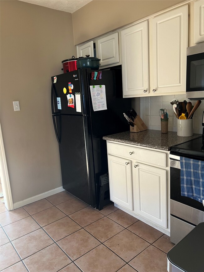 Building Photo - 4505 La Branch St