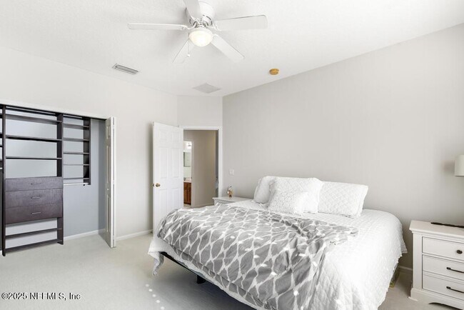 Building Photo - 3139 Ashgrove Rd