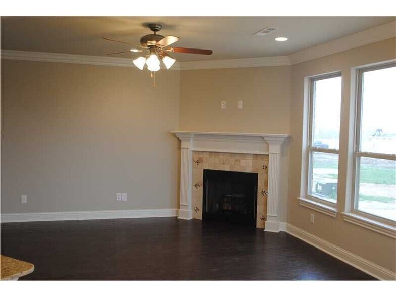 Building Photo - 1417 Gooseneck Ln