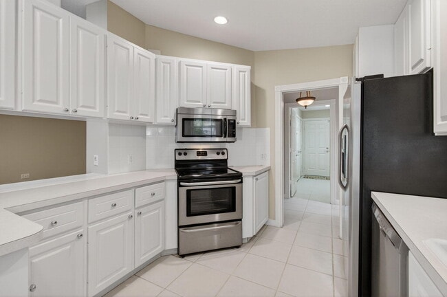 Building Photo - 8148 Montserrat Pl