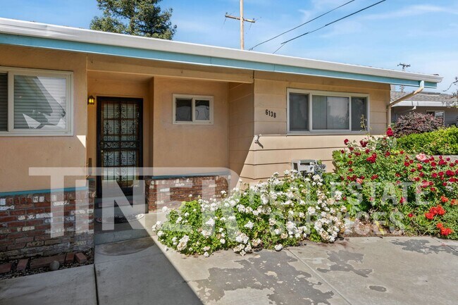 Building Photo - 6138 Cherrelyn Way