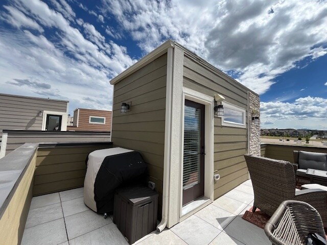 Building Photo - 3617 Mykonos Dr