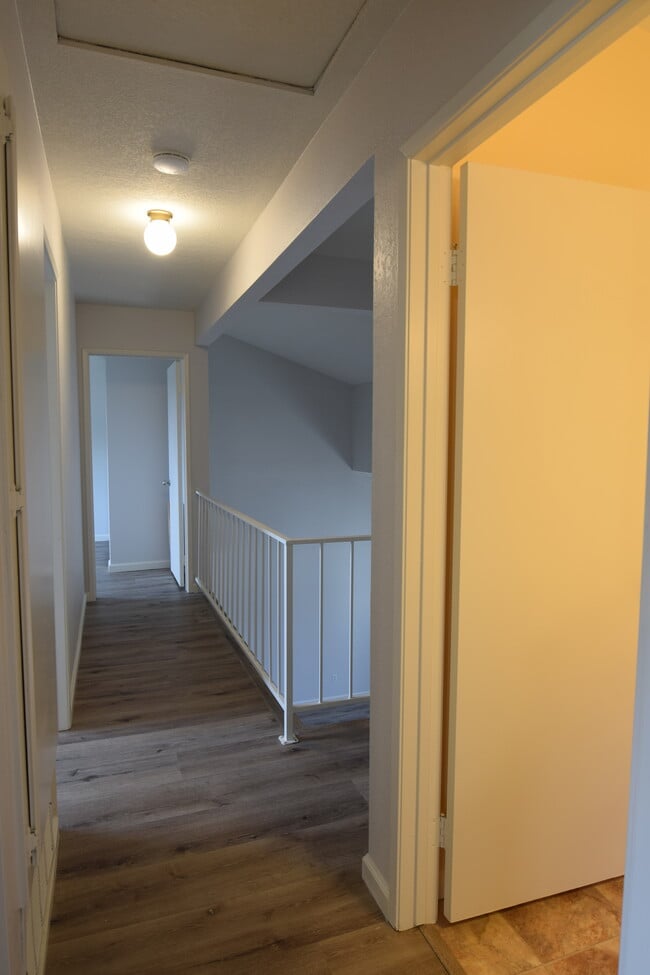 Building Photo - Verdemont Heights
