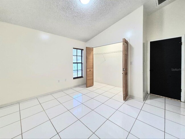 Building Photo - 3103 Cocos Rd