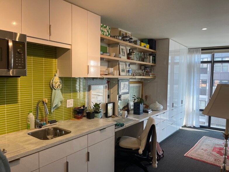 Building Photo - Carey Building