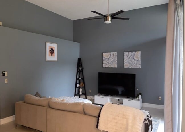 Building Photo - 2935 Monaco Ct