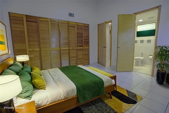 Building Photo - 3080 Allamanda St