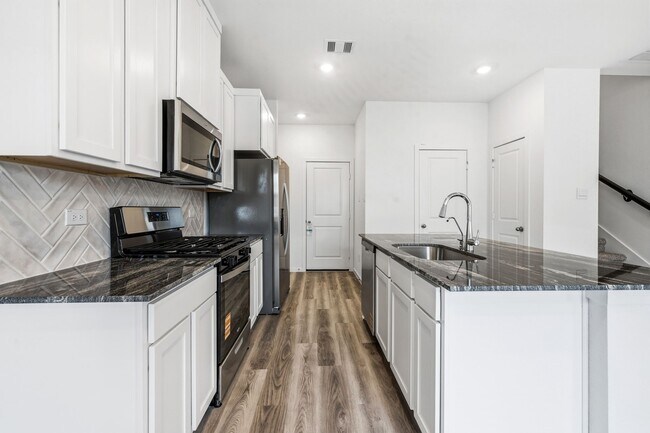 Building Photo - 17818 Delmar Hts Ln