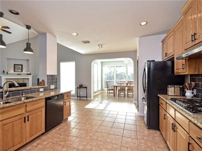 Building Photo - 9216 Evening Primrose Path