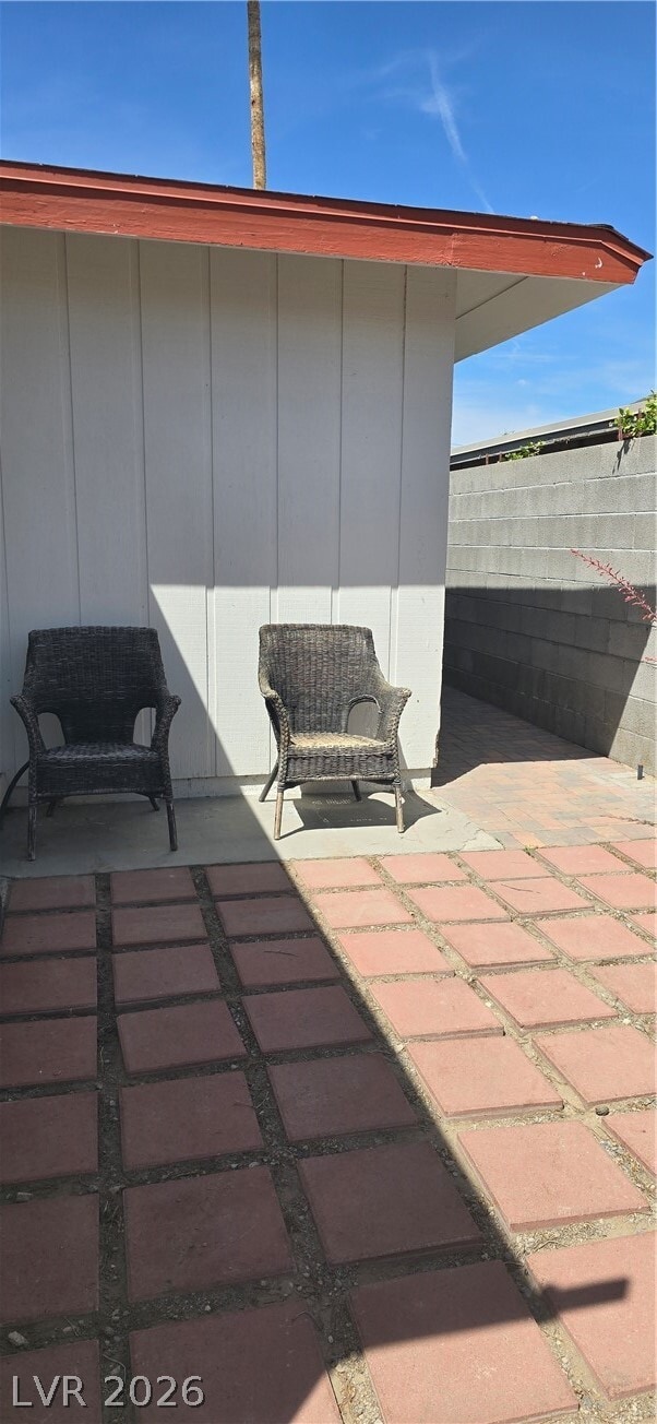 Building Photo - 315 Arnold St