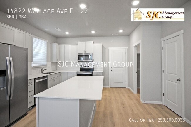 Building Photo - 14822 Wallace Ave E