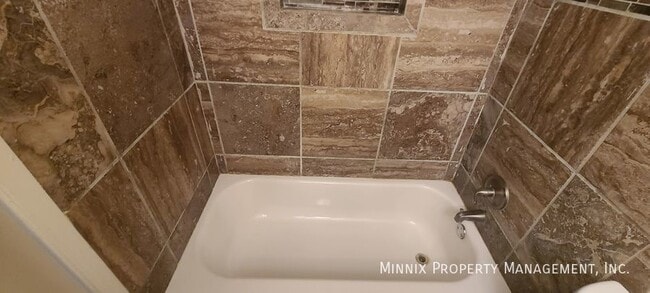 Building Photo - 4700 Boulder Dr