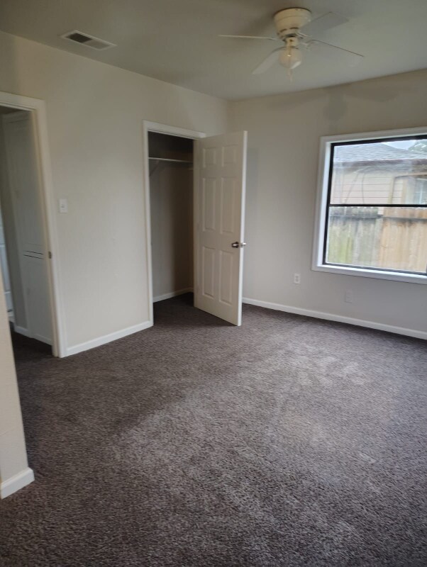 Building Photo - 7716 Appleton St