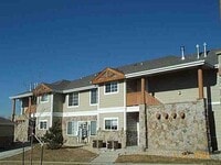 Building Photo - Easy Living Near It All – 2 Bed, 2 Bath Windsor Condo