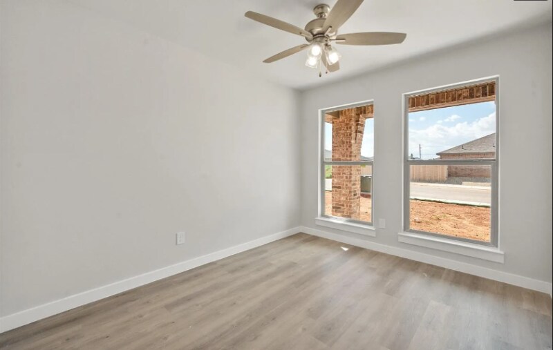 Building Photo - 2504 Abbeville Ave