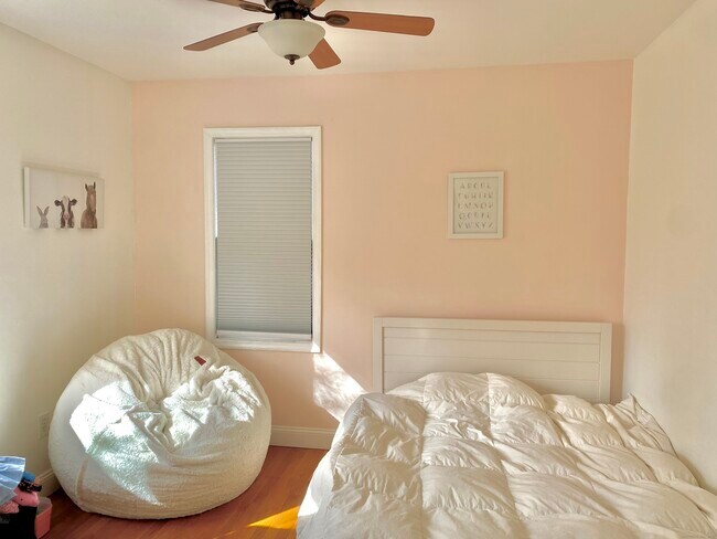 Building Photo - 37 Newfane Rd