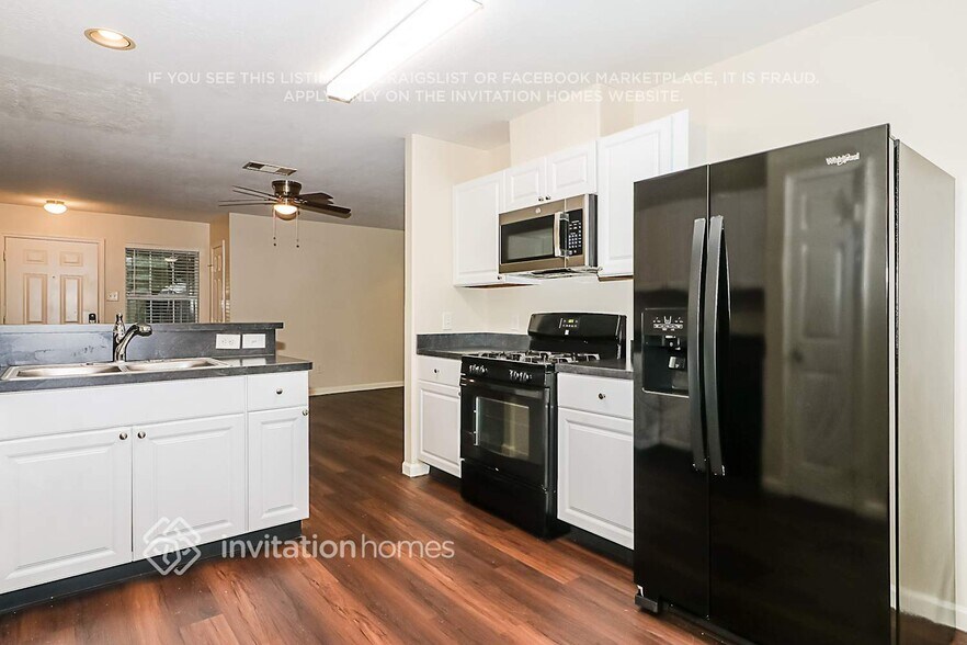 Building Photo - 8606 Chaletford Dr