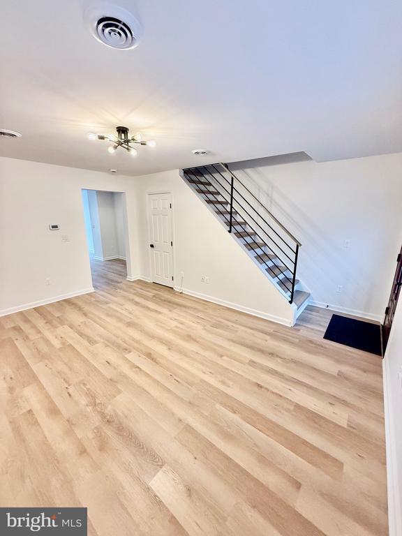 Building Photo - 2652 E Venango St