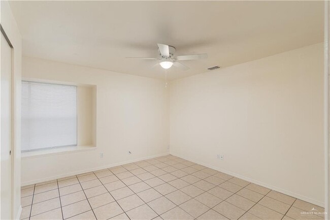 Building Photo - 2900 N Cynthia St