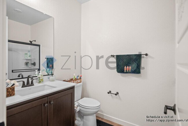 Building Photo - 5378 Shenandoah Vly Ln