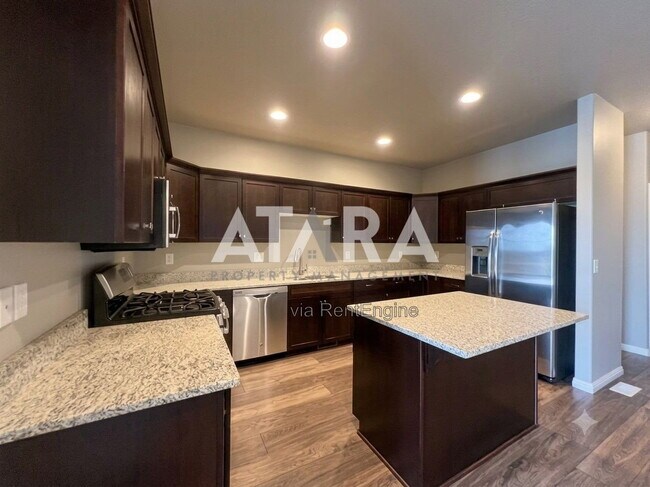 Building Photo - 5285 W Hampstead Ln
