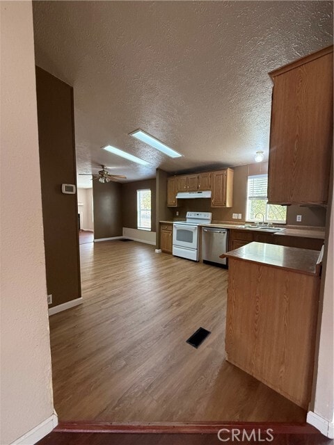 Building Photo - 45492 Sleepy Hollow Ln