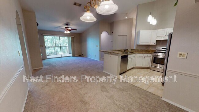 Building Photo - 13810 Sutton Park Dr N