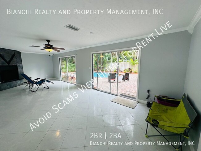 Building Photo - Private Pool 2 Bedroom/2 Bathroom - Close ...