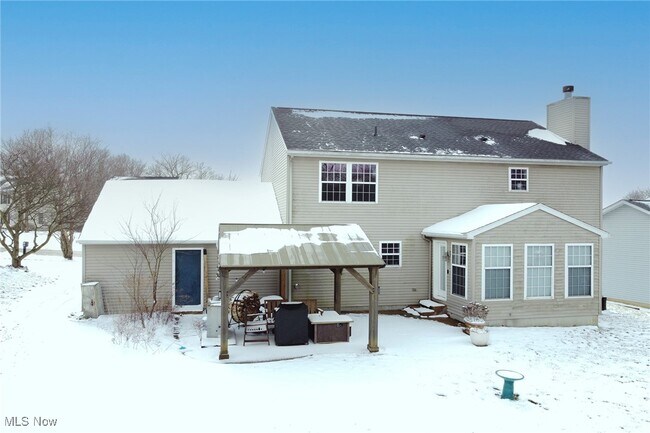 Building Photo - 889 Holborn Rd