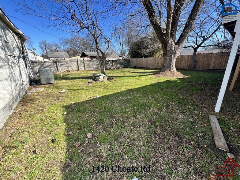 Building Photo - 1420 Choate Rd