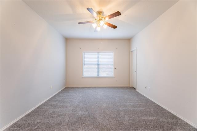 Building Photo - 8417 Robertson Dr