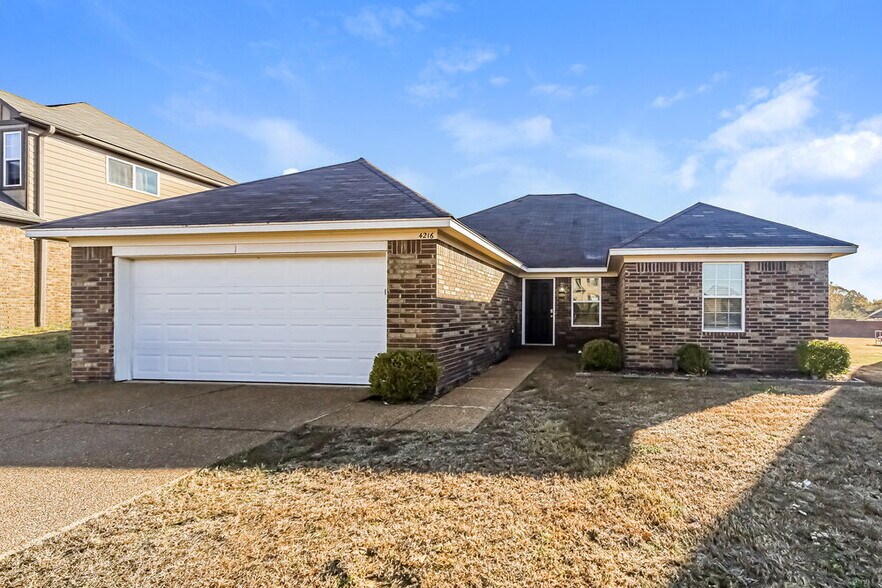 Building Photo - 4216 Blake Cir