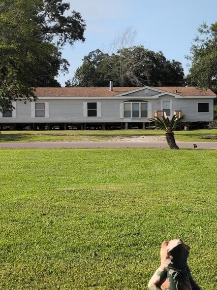 Building Photo - 8970 Birch Dr