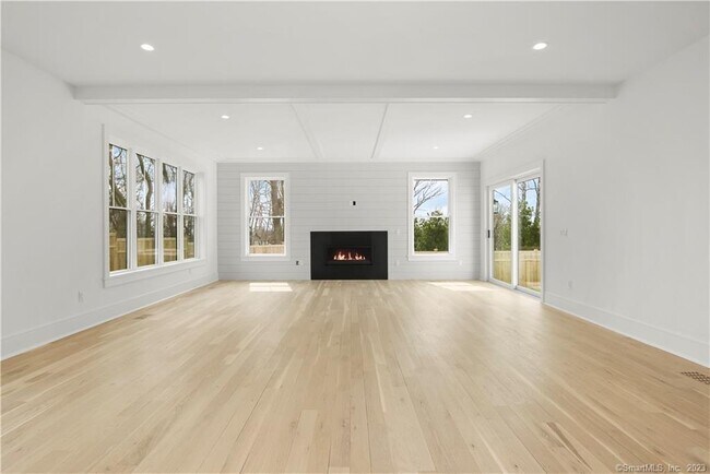 Building Photo - 2 Argento Ln