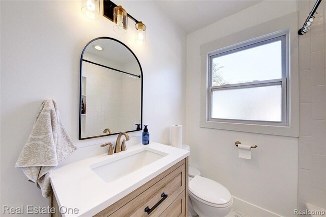 Building Photo - 8126 Dale St