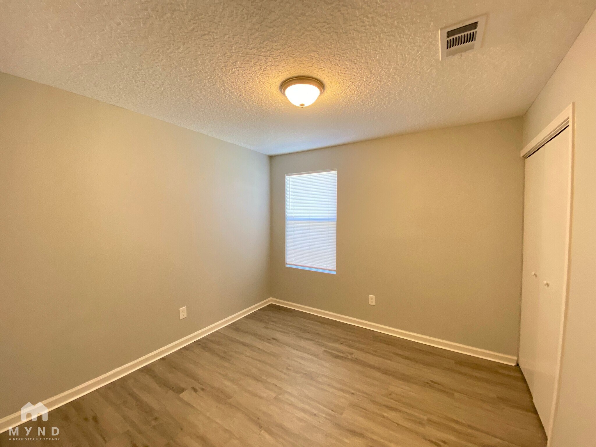 Building Photo - 11053 Campus Heights Ln