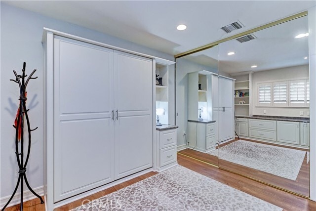 Building Photo - 881 Via Mendoza