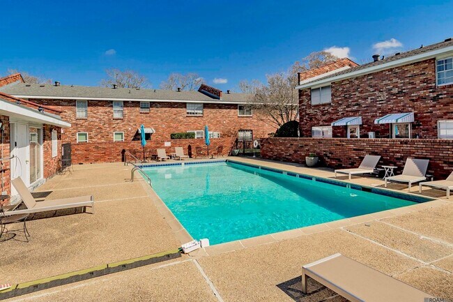 Building Photo - 1701 Lobdell Ave